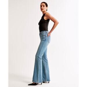 Abercrombie and Fitch, the vintage flare high-rise jeans size 30
